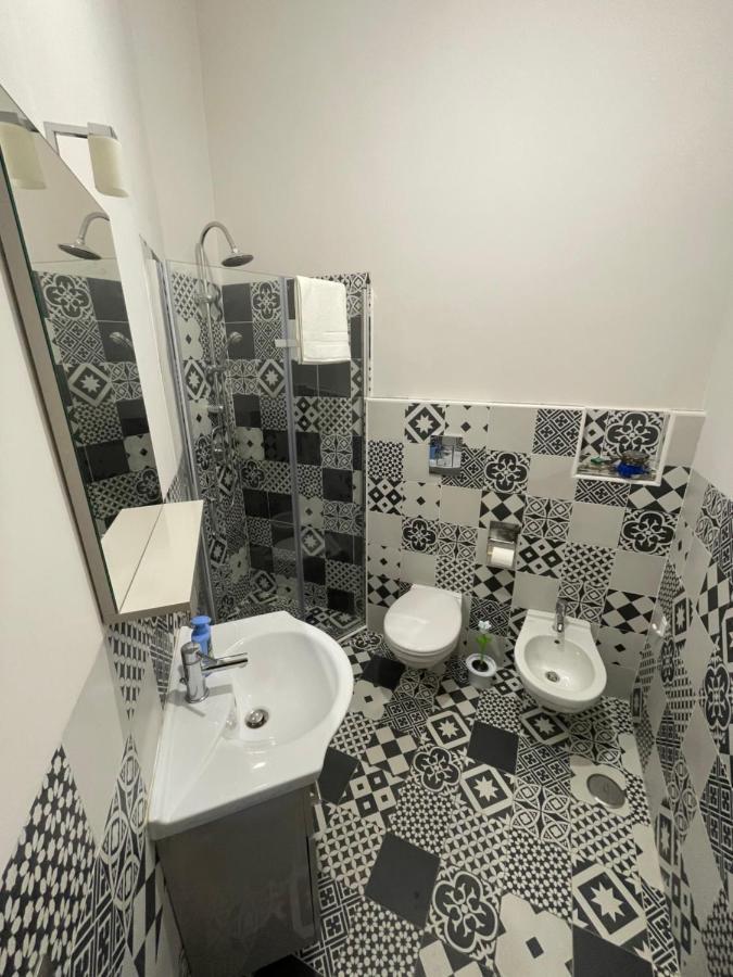 Apartment Della Porta Naples
