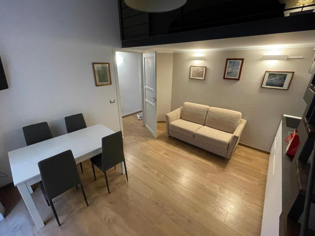 Della Porta Apartment Naples