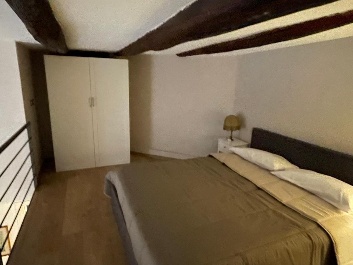 Della Porta Apartment *